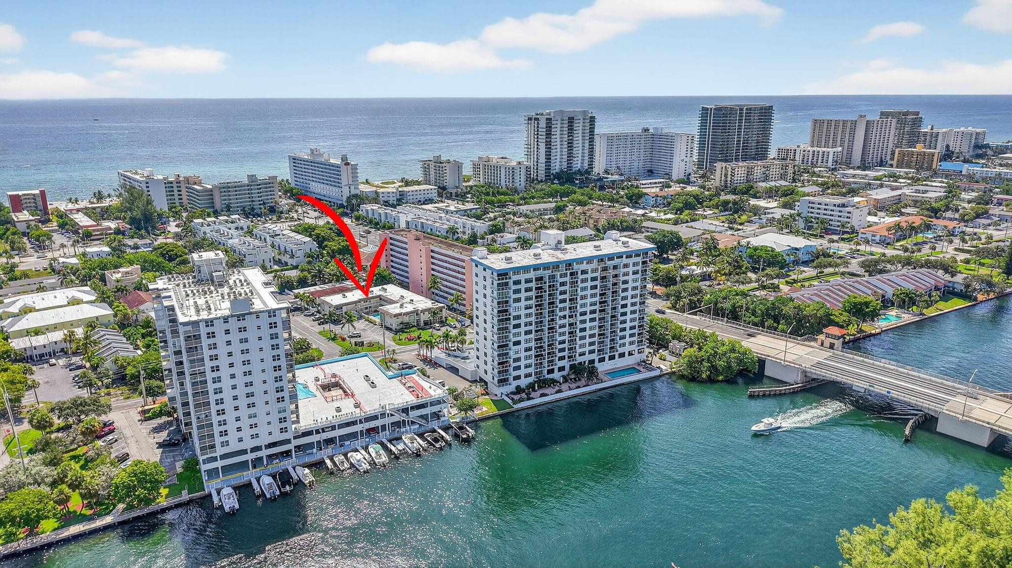 Foto de propiedad en 1450 N Riverside Drive 102, Pompano Beach, FL 33062 Pompano Beach con MLS# 