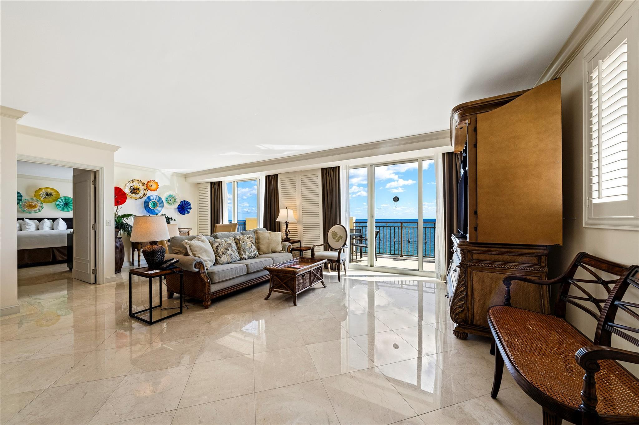 Foto de propiedad en 601 N Ft Lauderdale Bch Boulevard 1008, Fort Lauderdale, FL 33304 Fort Lauderdale con MLS# 