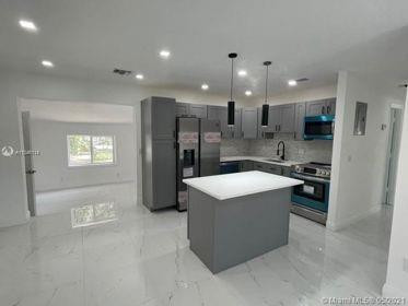 Foto de propiedad en 751 NW 18TH Street, Pompano Beach, FL 33060 Pompano Beach con MLS# 