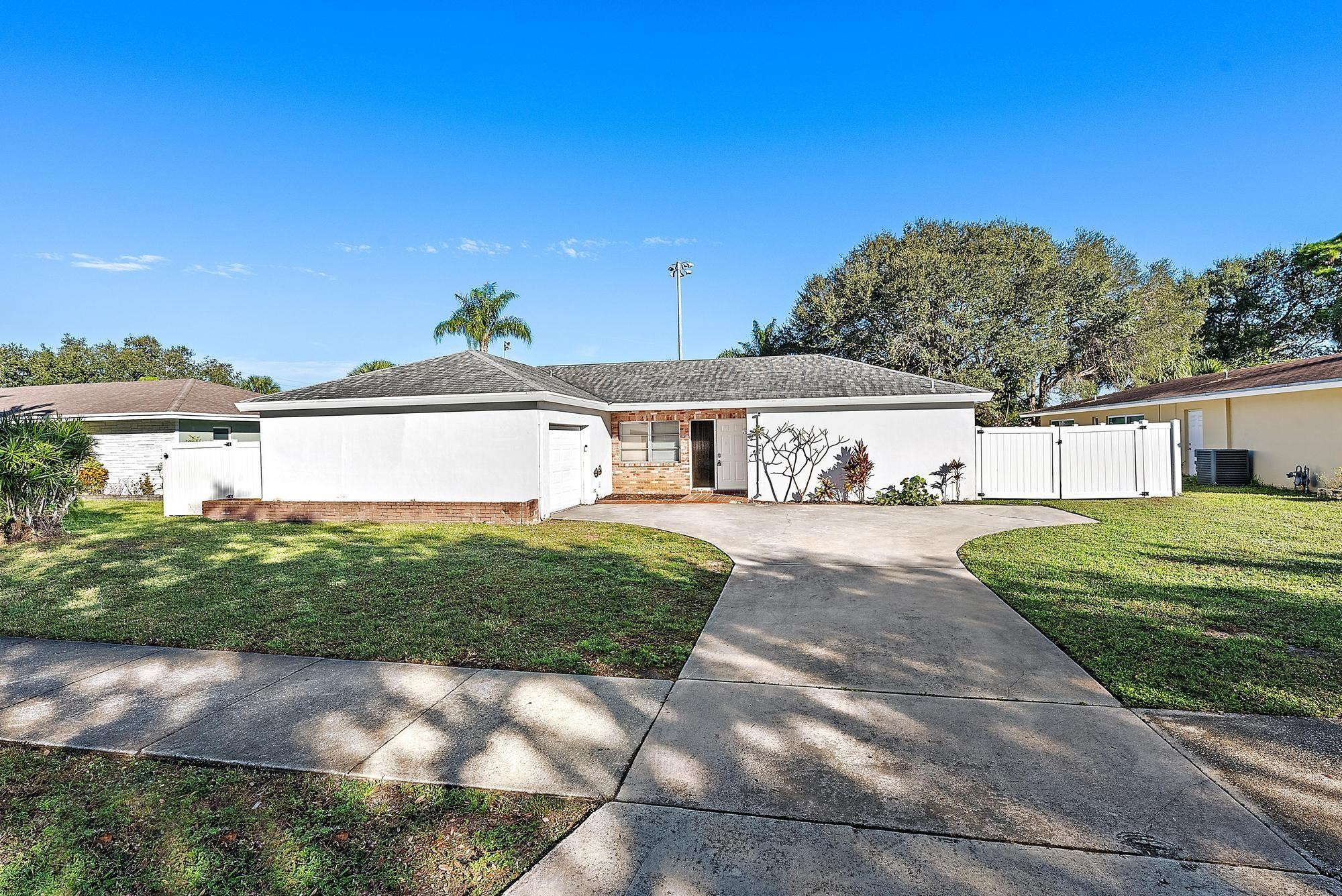 Alquilada 4447 Holly Drive, Palm Beach Gardens, FL 33410, Palm Beach Gardens, FL 33410
