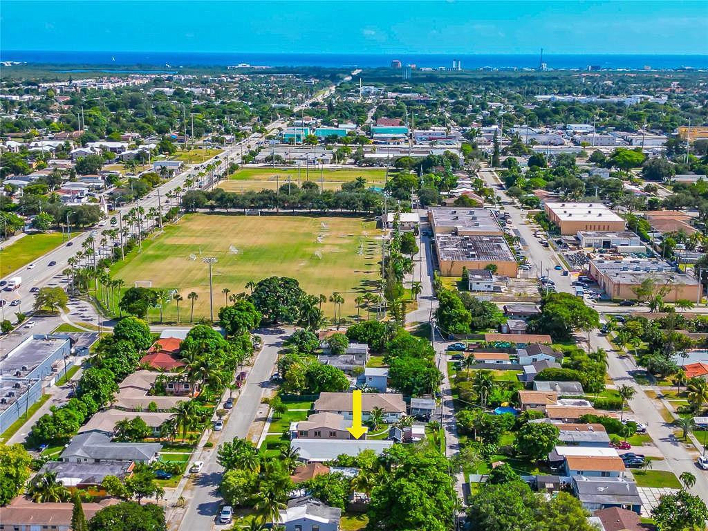 En Venta 2432 Sherman Street, Hollywood, FL 33020, Hollywood, FL 33020
