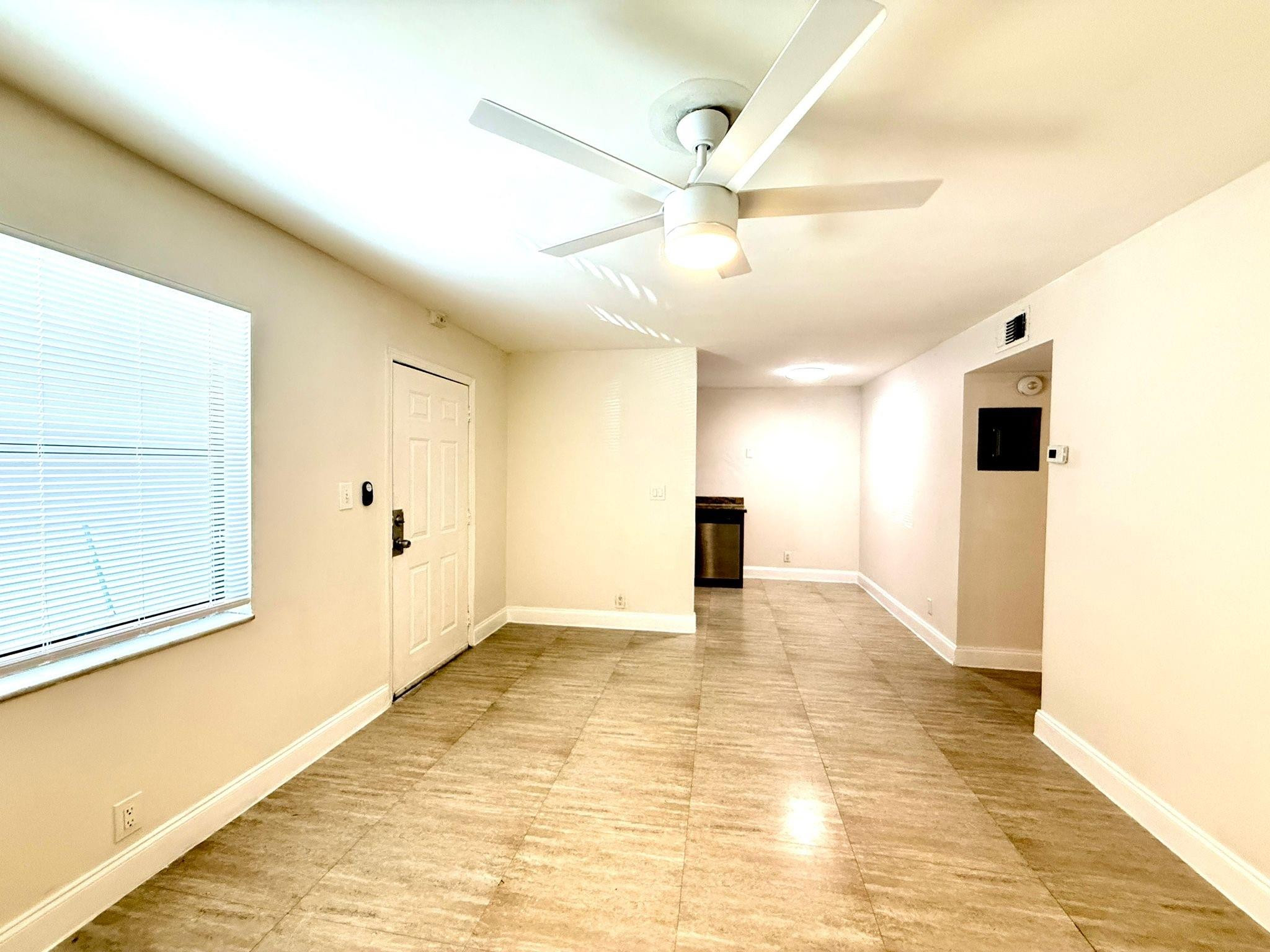 Alquilada 607 NE 29th Drive 22, Wilton Manors, FL 33334, Wilton Manors, FL 33334