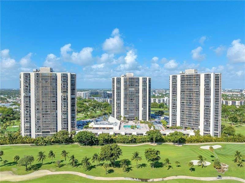 Foto de propiedad en 20301 W Country Club Drive 1222, Aventura, FL 33180 Aventura con MLS# 