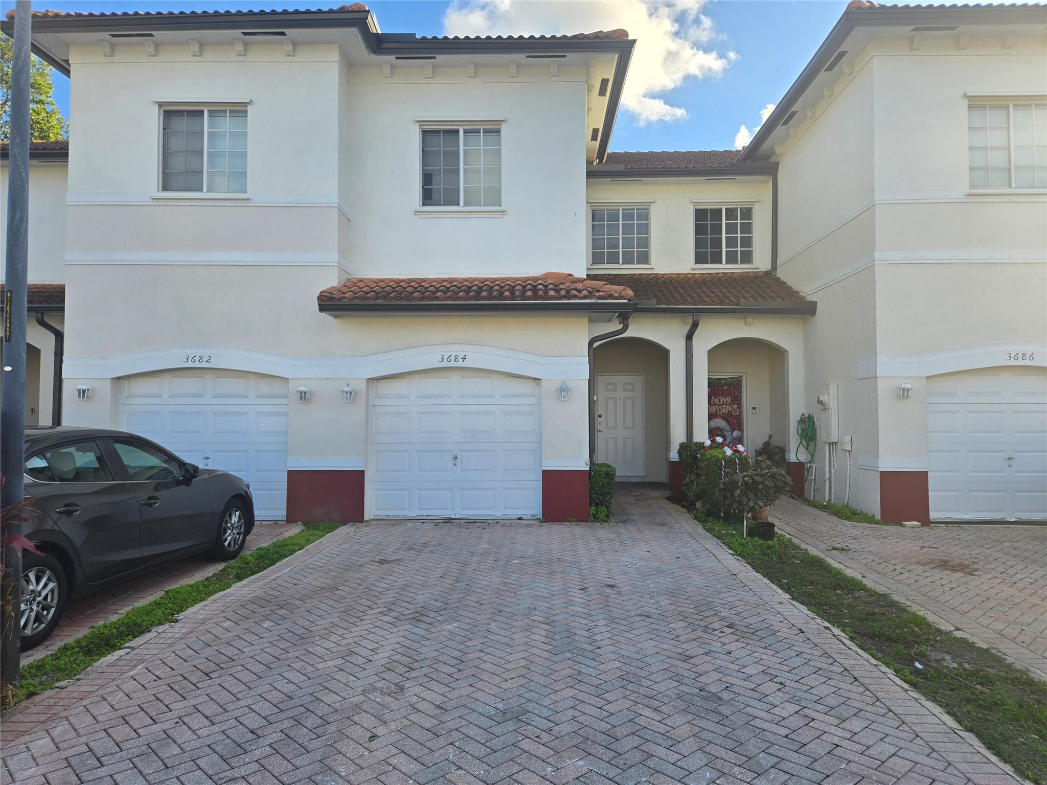 Alquilada 3684 NW 29th Court, Lauderdale Lakes, FL 33311, Lauderdale Lakes, FL 33311