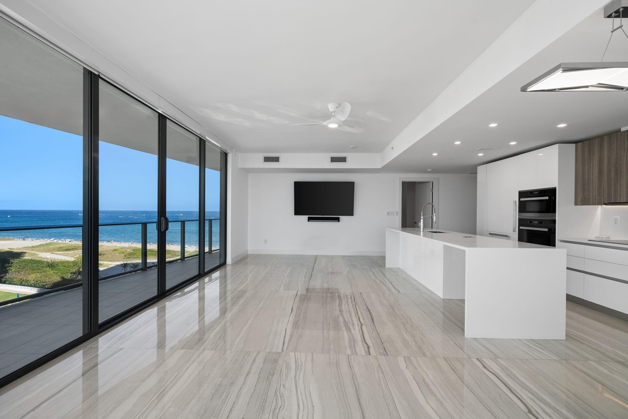 Foto de propiedad en 730 N Ocean Boulevard 801, Pompano Beach, FL 33062 Pompano Beach con MLS# 