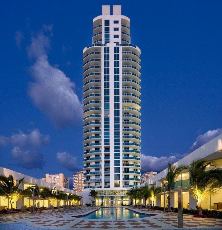 Foto de propiedad en 1945 S Ocean Drive 910, Hallandale Beach, FL 33009 Hallandale Beach con MLS# 