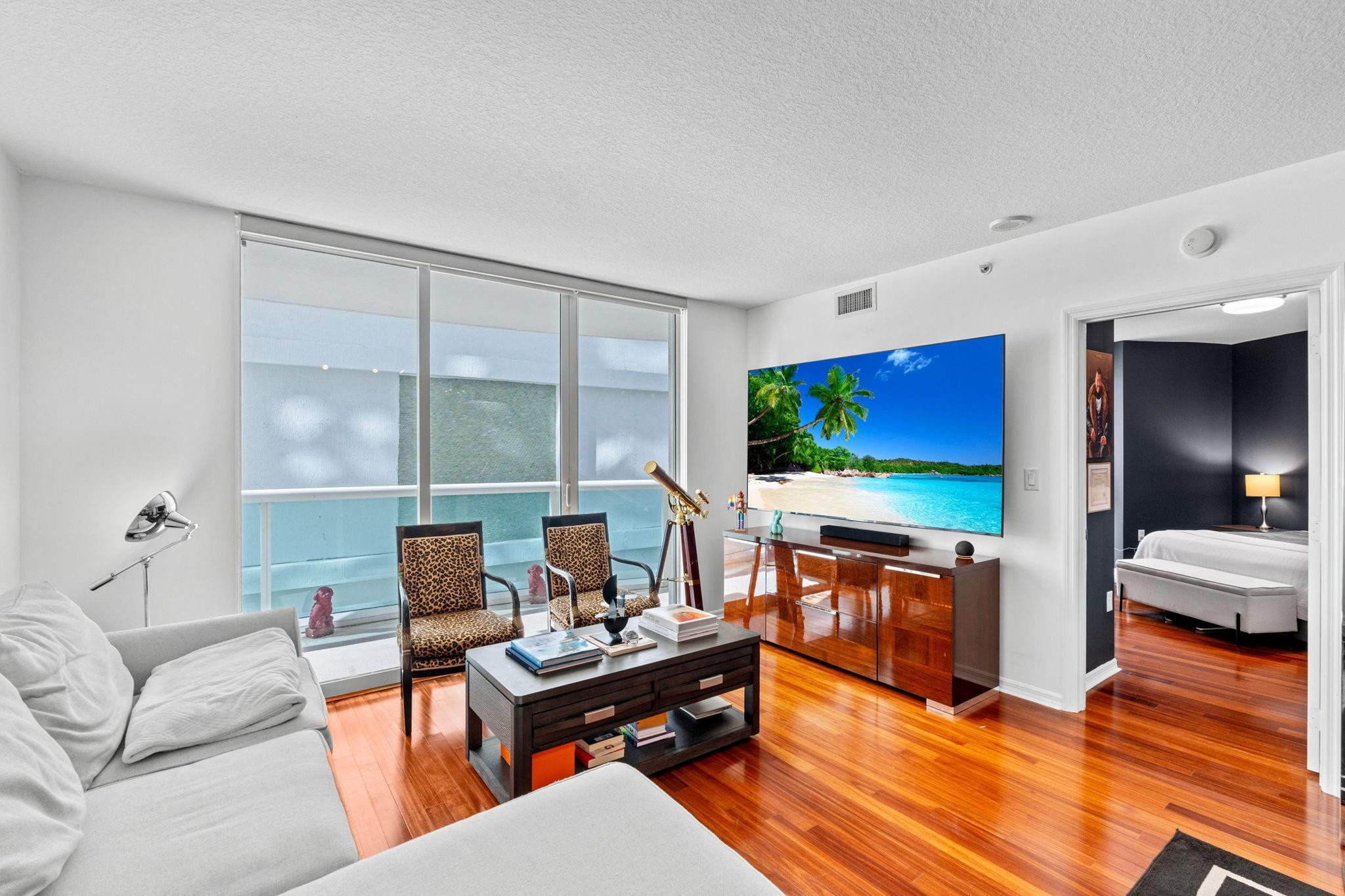Foto de propiedad en 347 N New River Drive 606, Fort Lauderdale, FL 33301 Fort Lauderdale con MLS# 