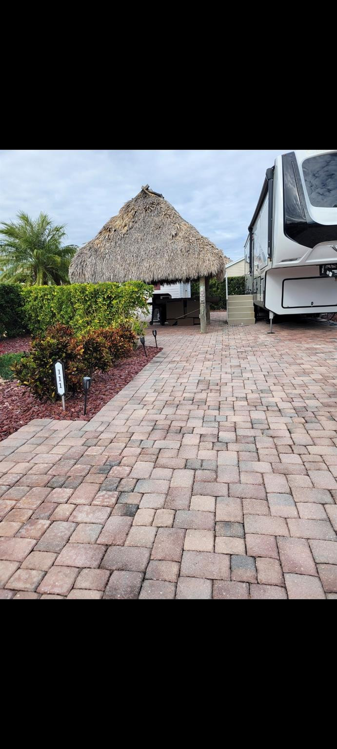 Foto de propiedad en 529 SW 39th Cove, Okeechobee, FL 34974 Okeechobee con MLS# 