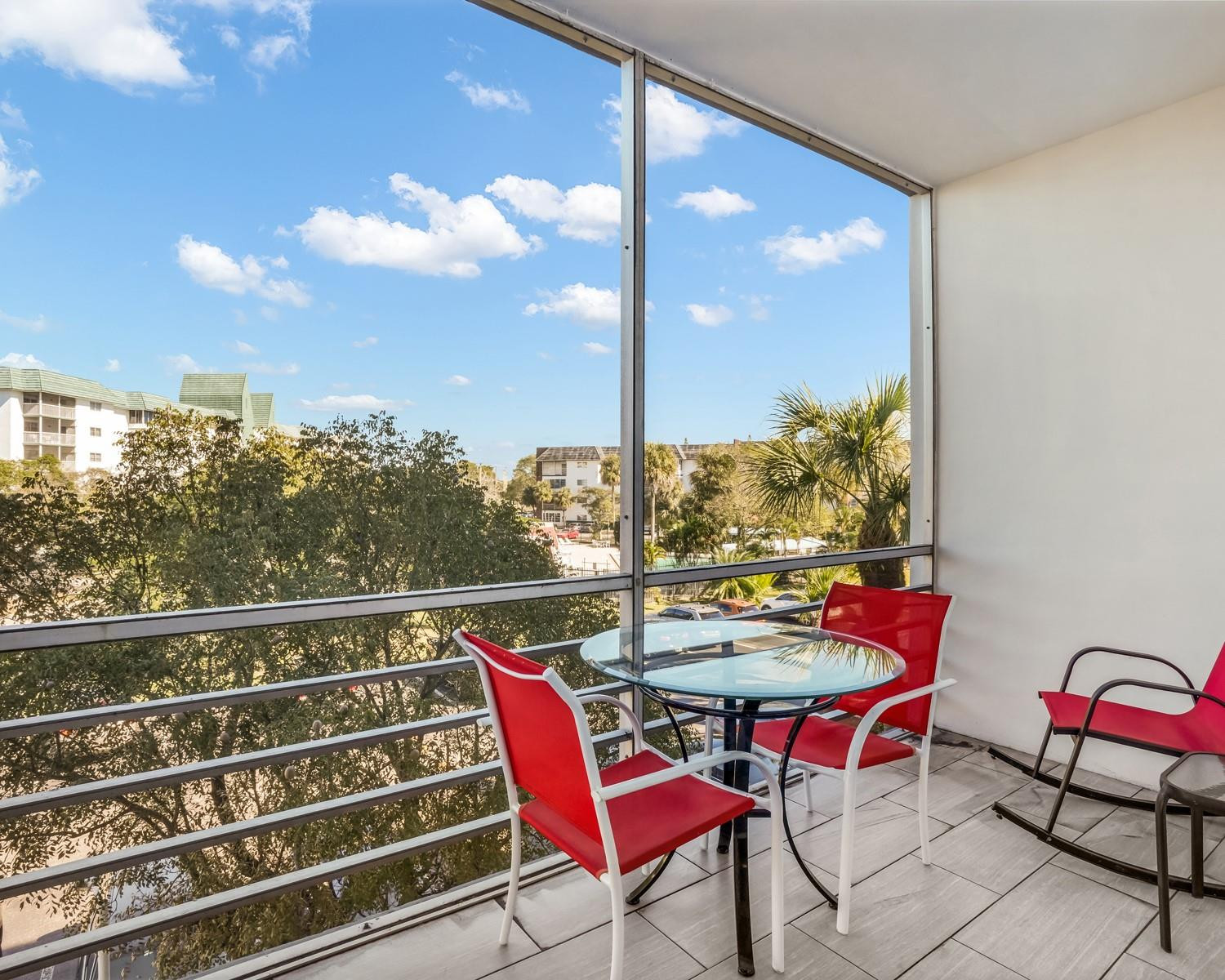 Foto de propiedad en 4770 NW 21st Street 305, Lauderhill, FL 33313 Lauderhill con MLS# 