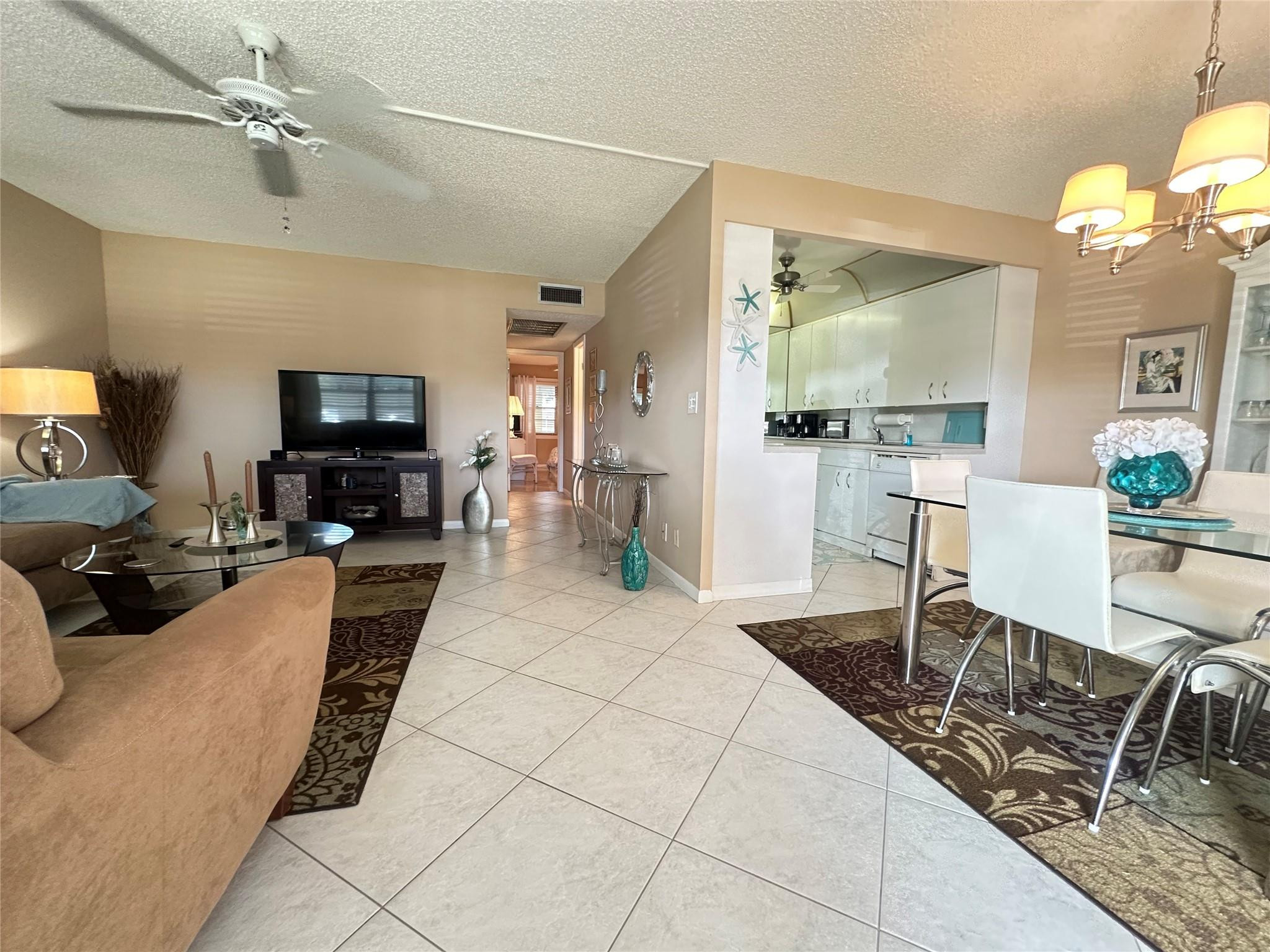 Vendido 1076 Newport Q 1076, Deerfield Beach, FL 33442, Deerfield Beach, FL 33442