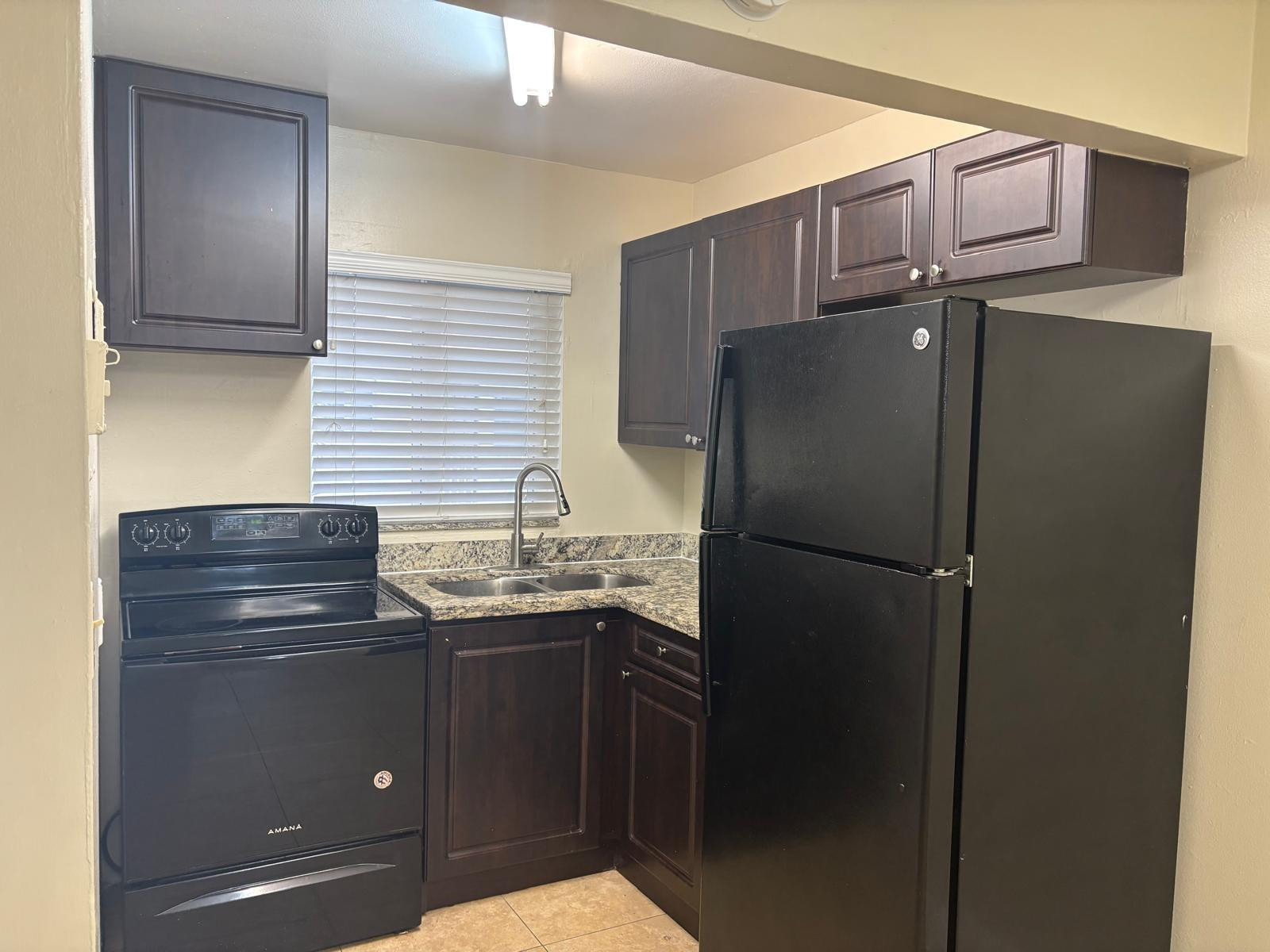 Alquilada 5811 NW 17th Place J, Sunrise, FL 33313, Sunrise, FL 33313