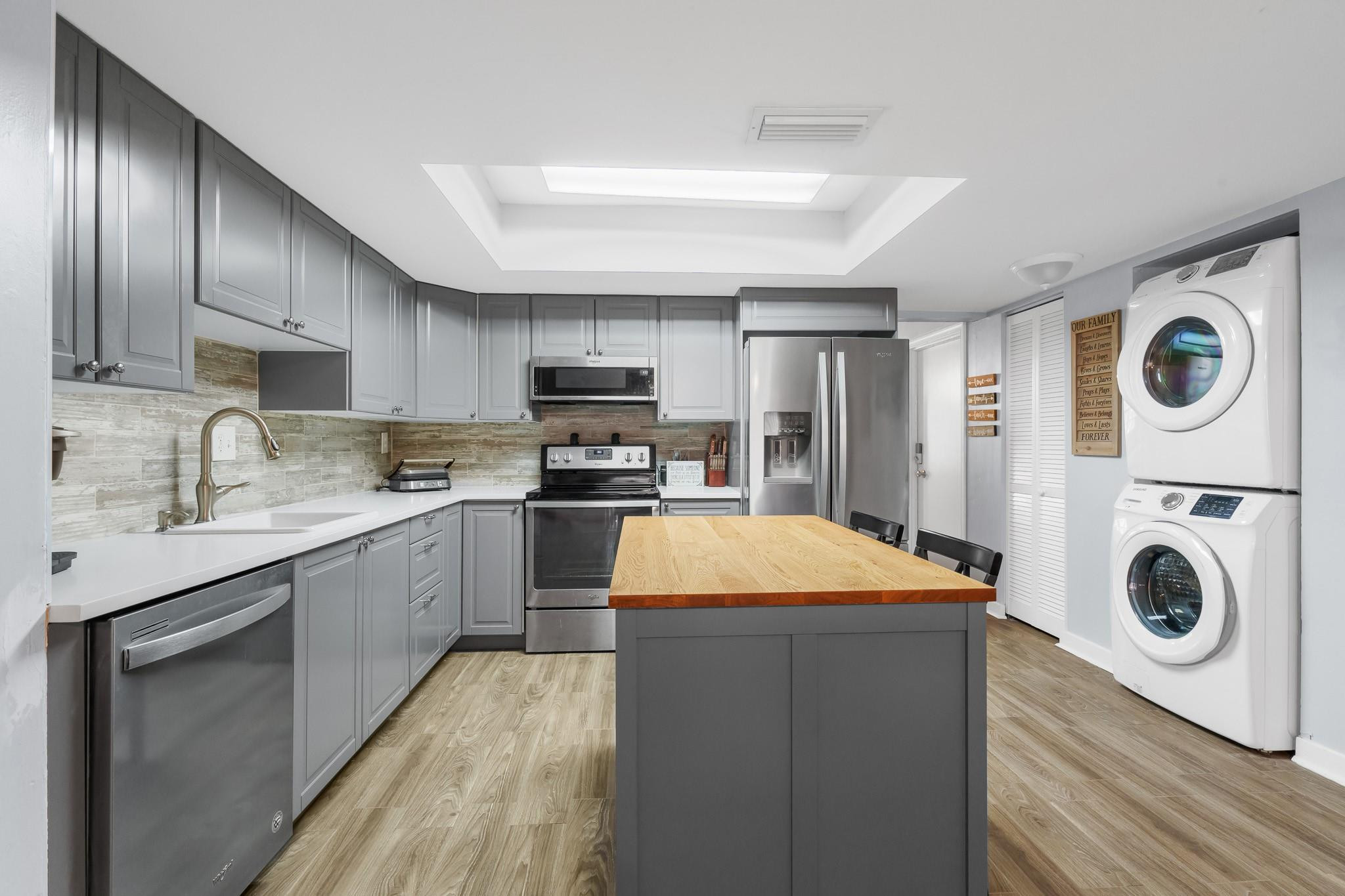 Foto de propiedad en 8101 NW 27th Street 4, Coral Springs, FL 33065 Coral Springs con MLS# 