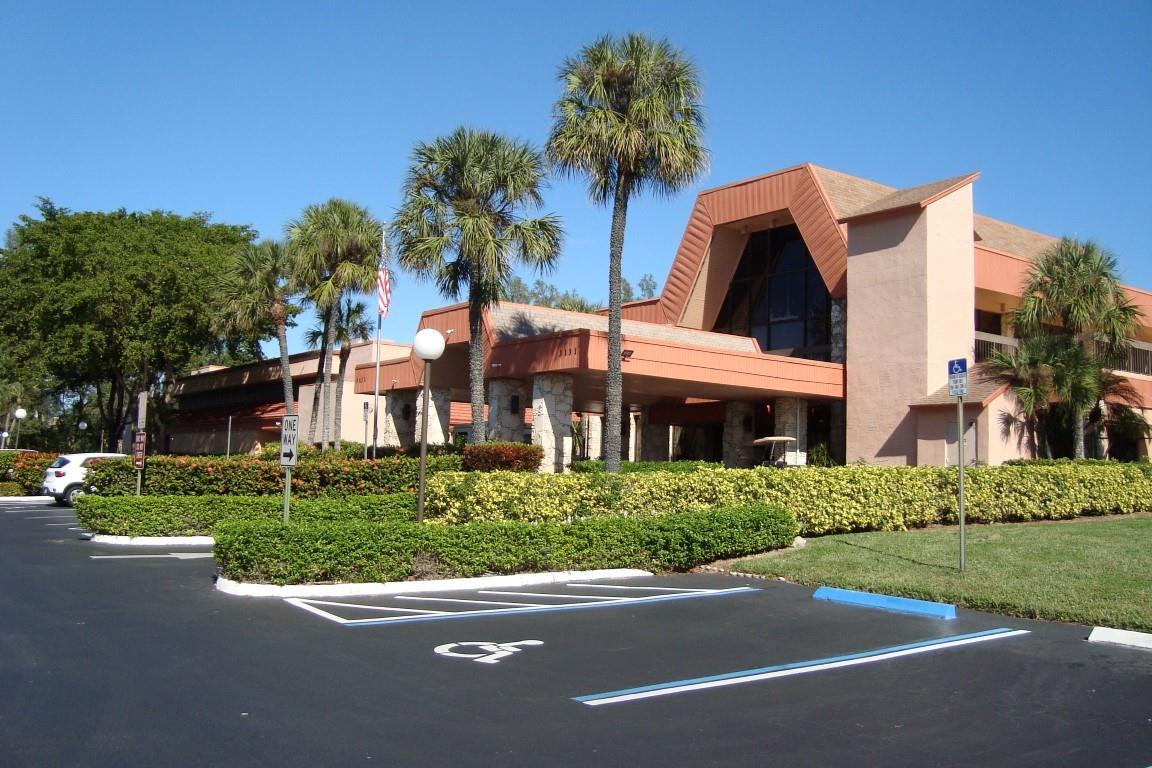 Foto de propiedad en 3120 Holiday Springs Boulevard 106, Margate, FL 33063 Margate con MLS# 