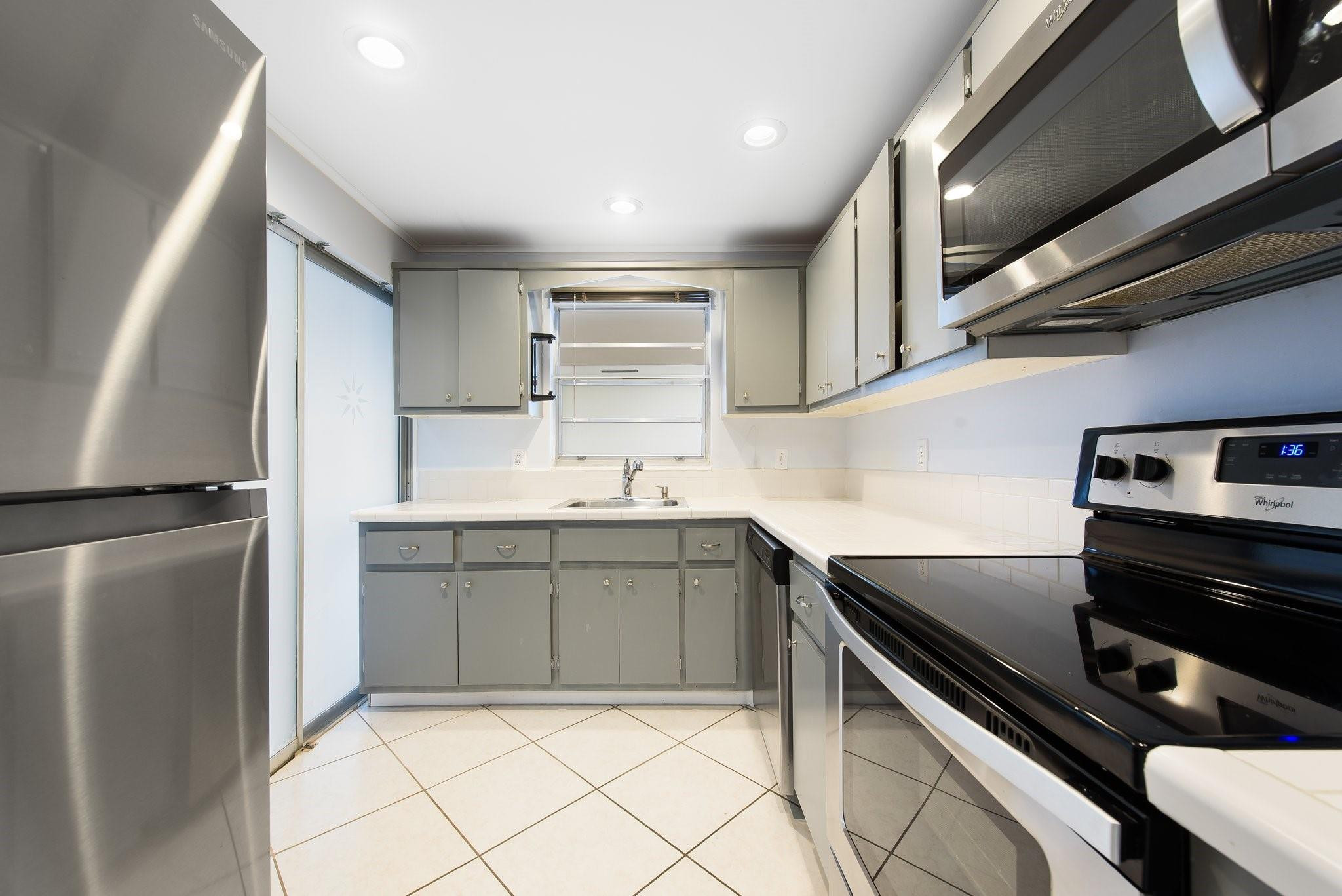 Foto de propiedad en 1340 NE 28th Avenue 232, Pompano Beach, FL 33062 Pompano Beach con MLS# 