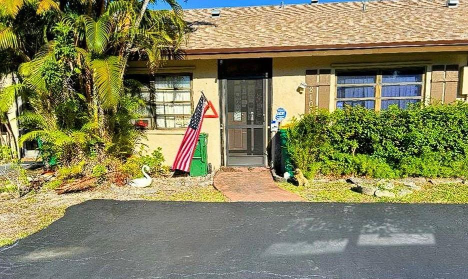 Foto de propiedad en 8106 NW 100th Drive, Tamarac, FL 33321 Tamarac con MLS# 