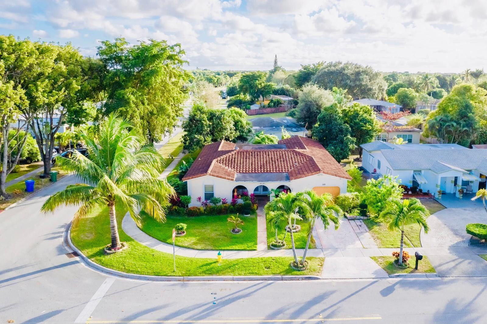 Alquilada 5101 SW 6th Place, Margate, FL 33068, Margate, FL 33068