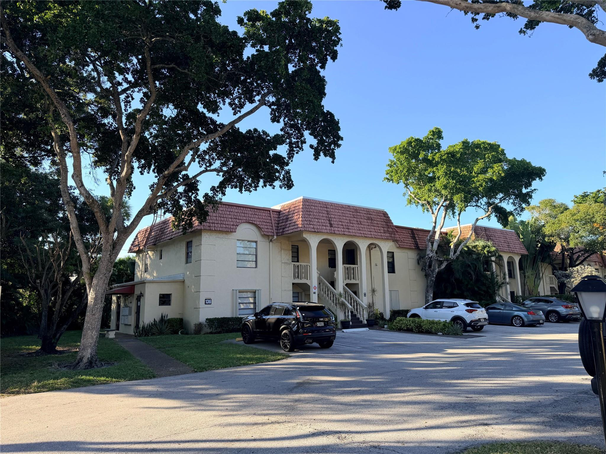 Foto de propiedad en 136 S Cypress Road 317, Pompano Beach, FL 33060 Pompano Beach con MLS# 