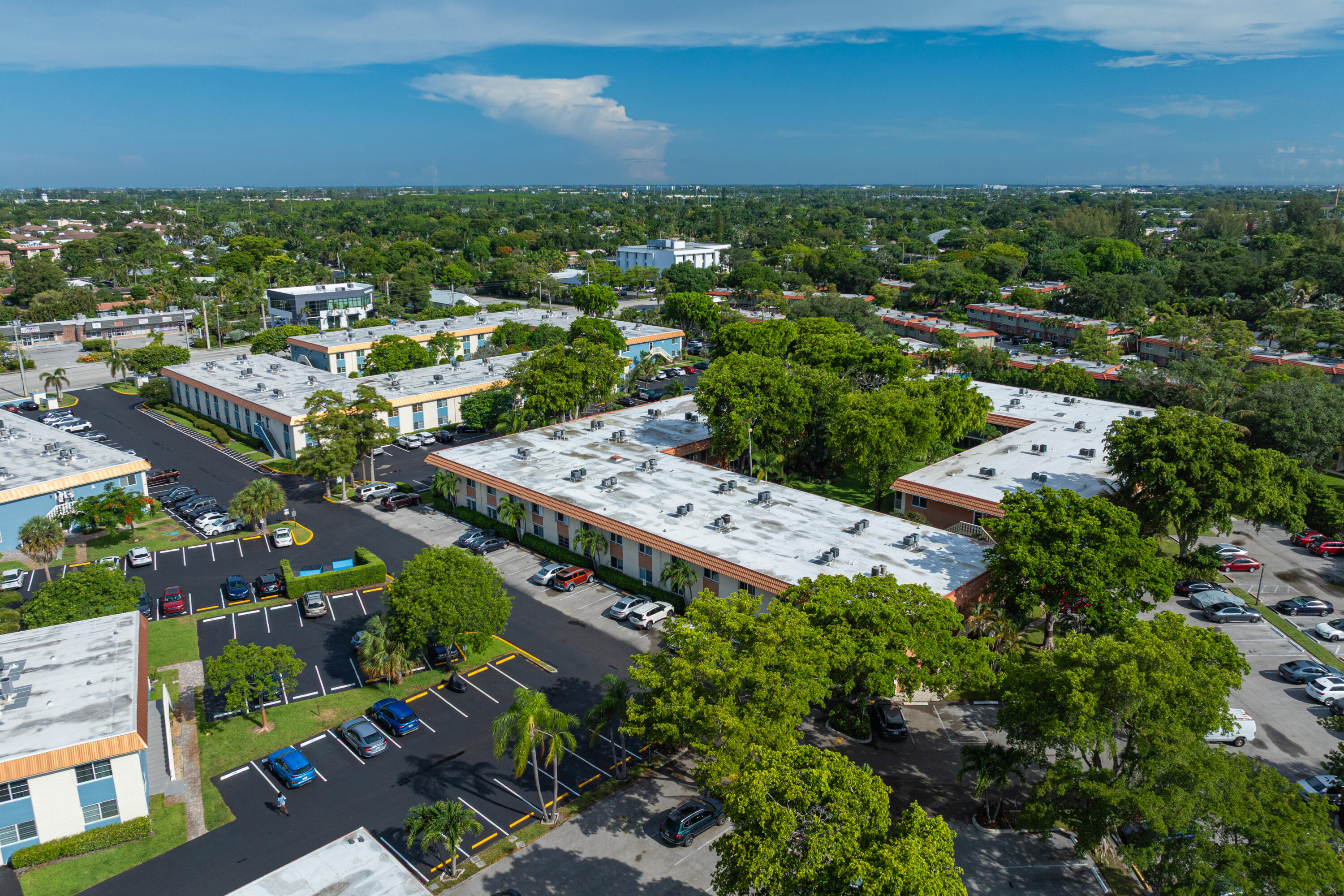 Foto de propiedad en 119 NE 19th Court 203g, Wilton Manors, FL 33305 Wilton Manors con MLS# 