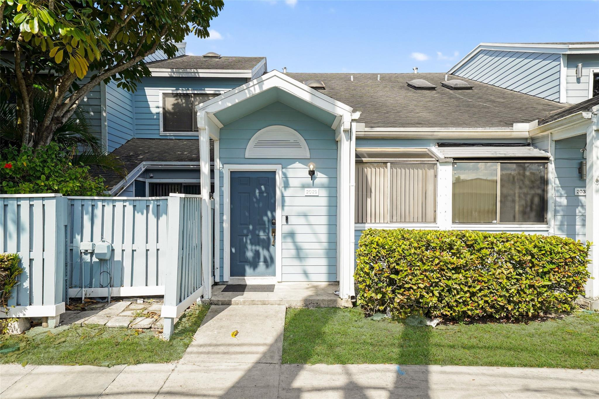 Foto de propiedad en 2029 Winners Circle 2029, North Lauderdale, FL 33068 North Lauderdale con MLS# 
