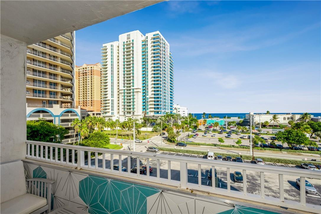 Foto de propiedad en 200 S Birch Road 612, Fort Lauderdale, FL 33316 Fort Lauderdale con MLS# 