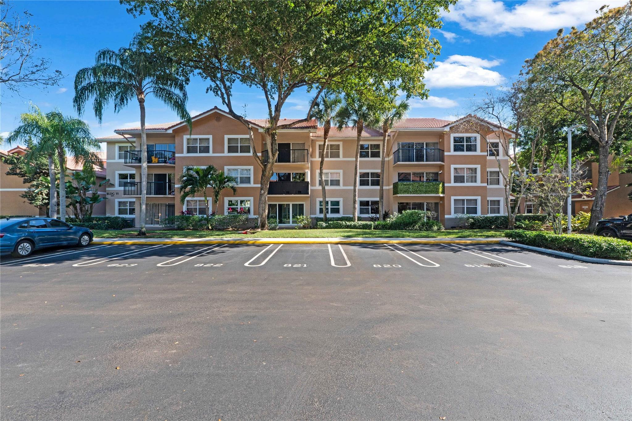 En Renta 8801 Wiles Road 304, Coral Springs, FL 33067, Coral Springs, FL 33067