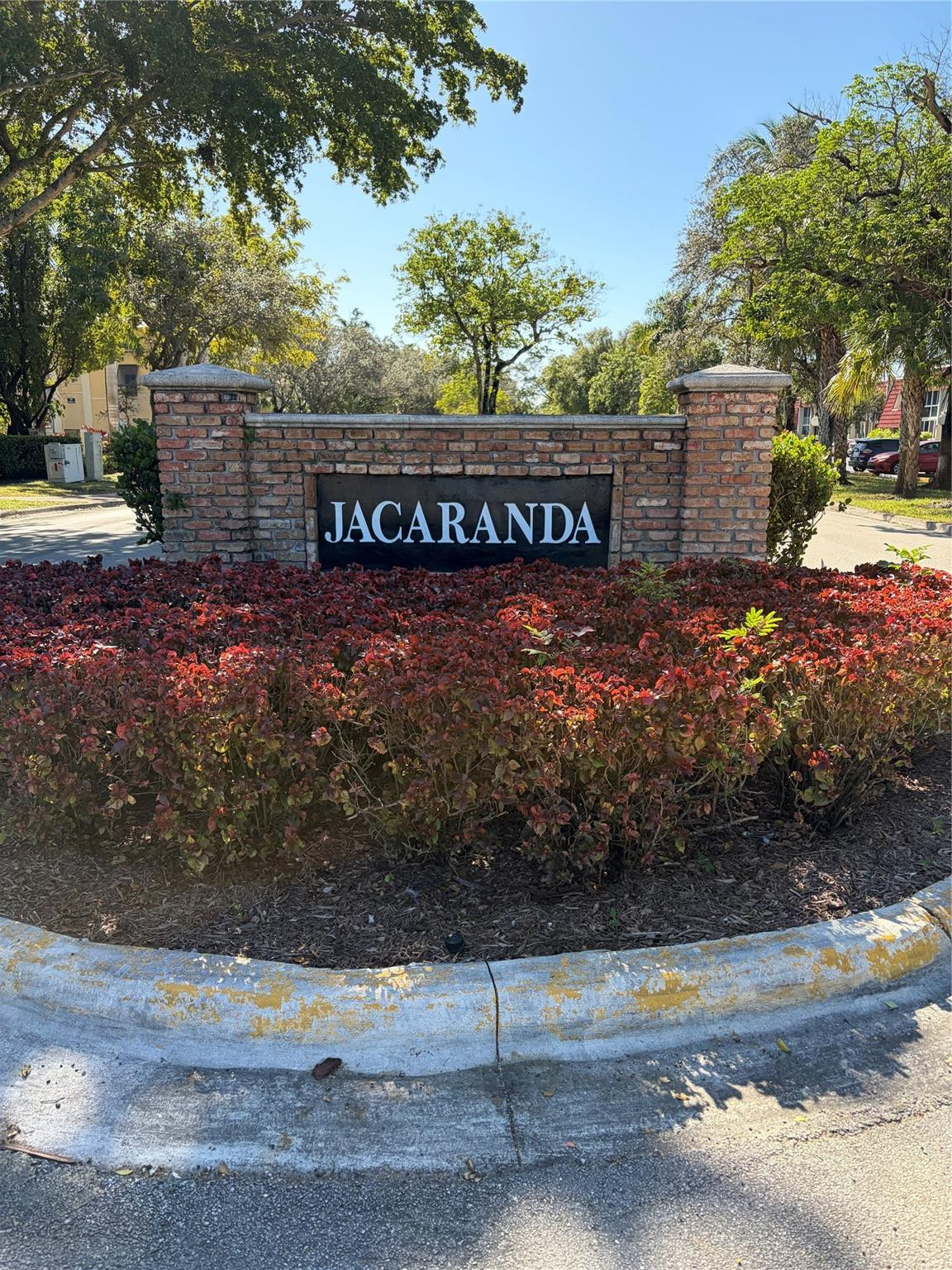 Foto de propiedad en 21 Jacaranda Drive 121, Plantation, FL 33324 Plantation con MLS# 