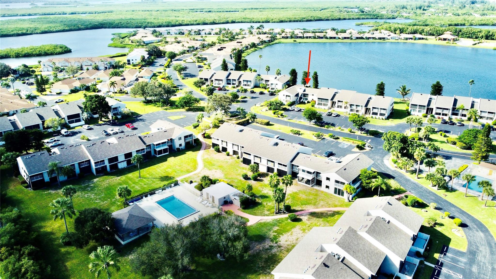 Foto de propiedad en 3216 S Lakeview Circle 5202, Fort Pierce, FL 34949 Fort Pierce con MLS# 