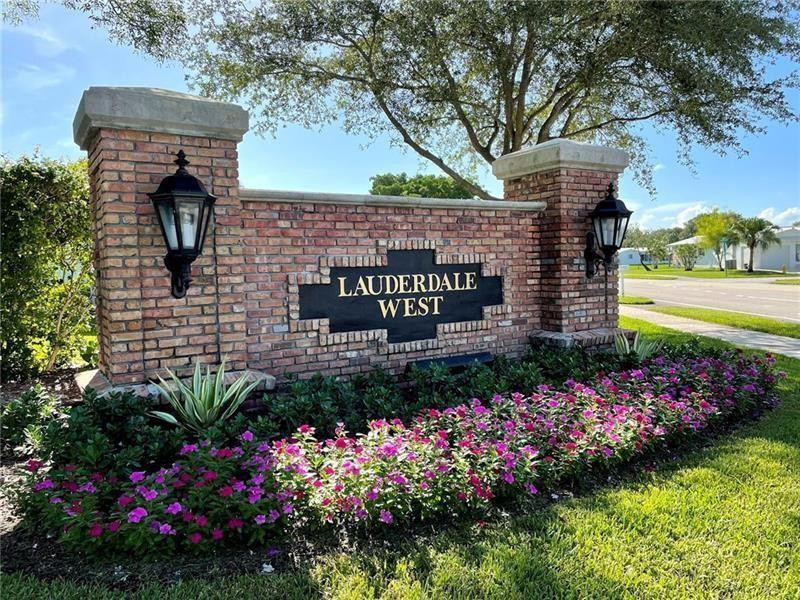 Foto de propiedad en 8845 NW 14th Street, Plantation, FL 33322 Plantation con MLS# 