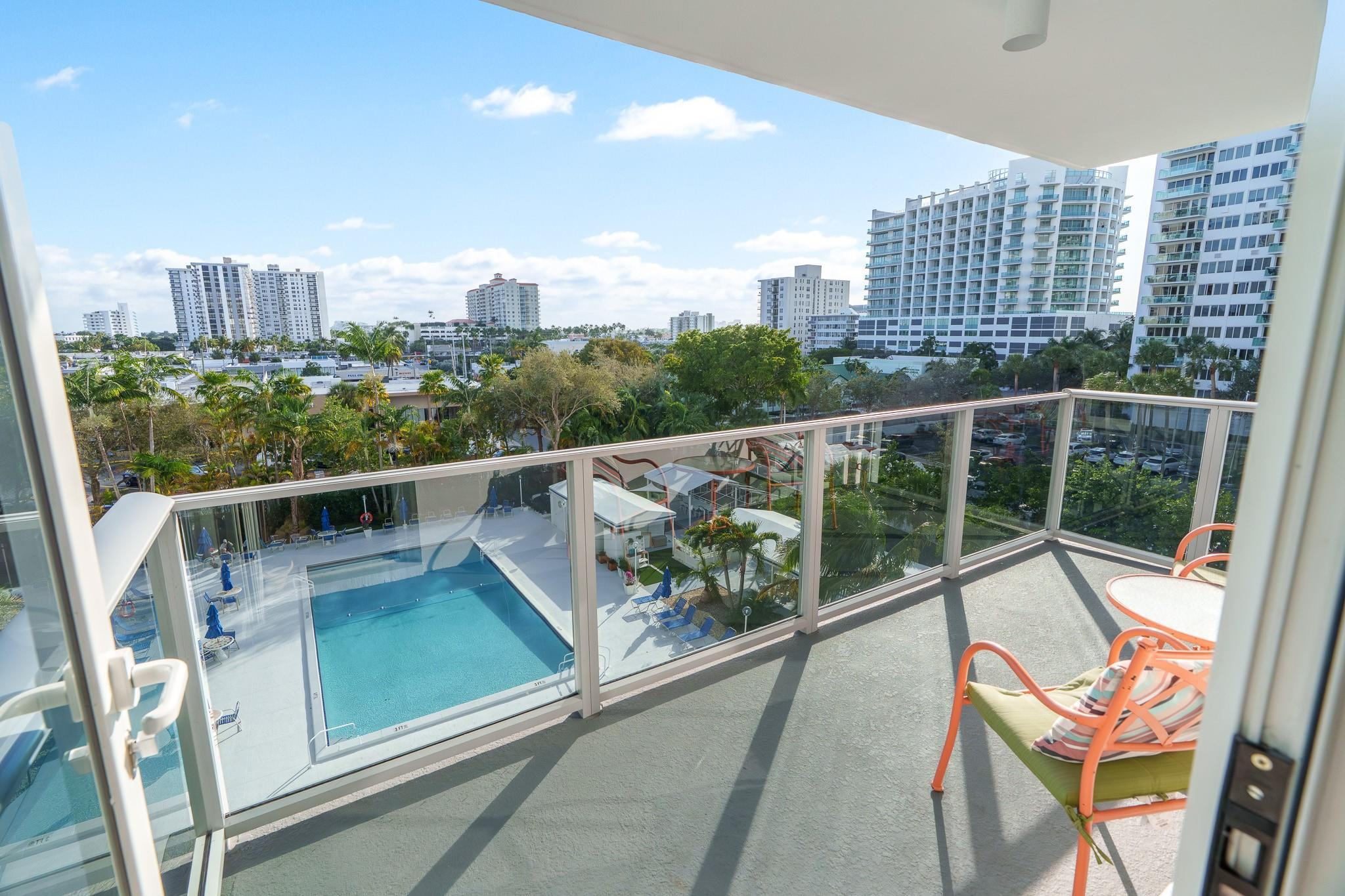 Foto de propiedad en 3333 NE 34th Street 522, Fort Lauderdale, FL 33308 Fort Lauderdale con MLS# 