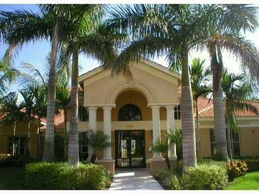 Alquilada 4081 San Marino Boulevard 205, West Palm Beach, FL 33409, West Palm Beach, FL 33409
