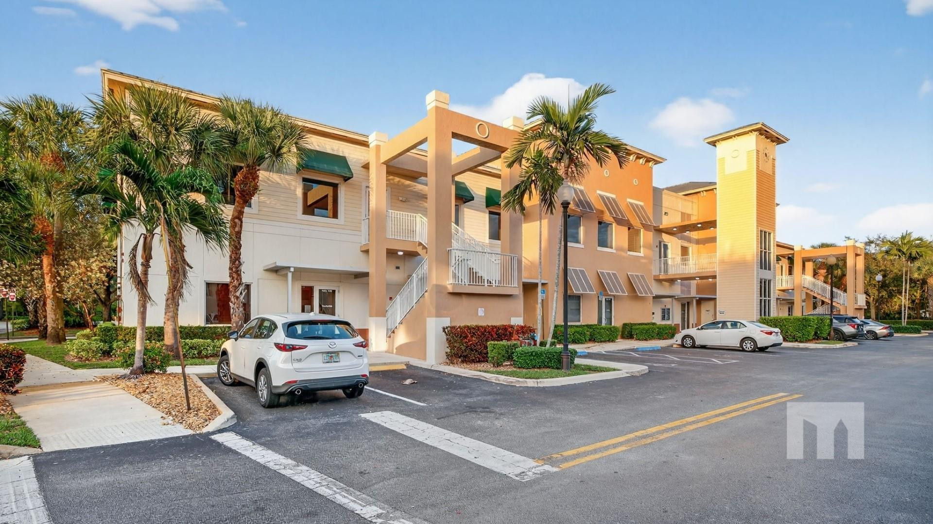 Vendido 7450 Griffin Road 270, Davie, FL 33314, Davie, FL 33314