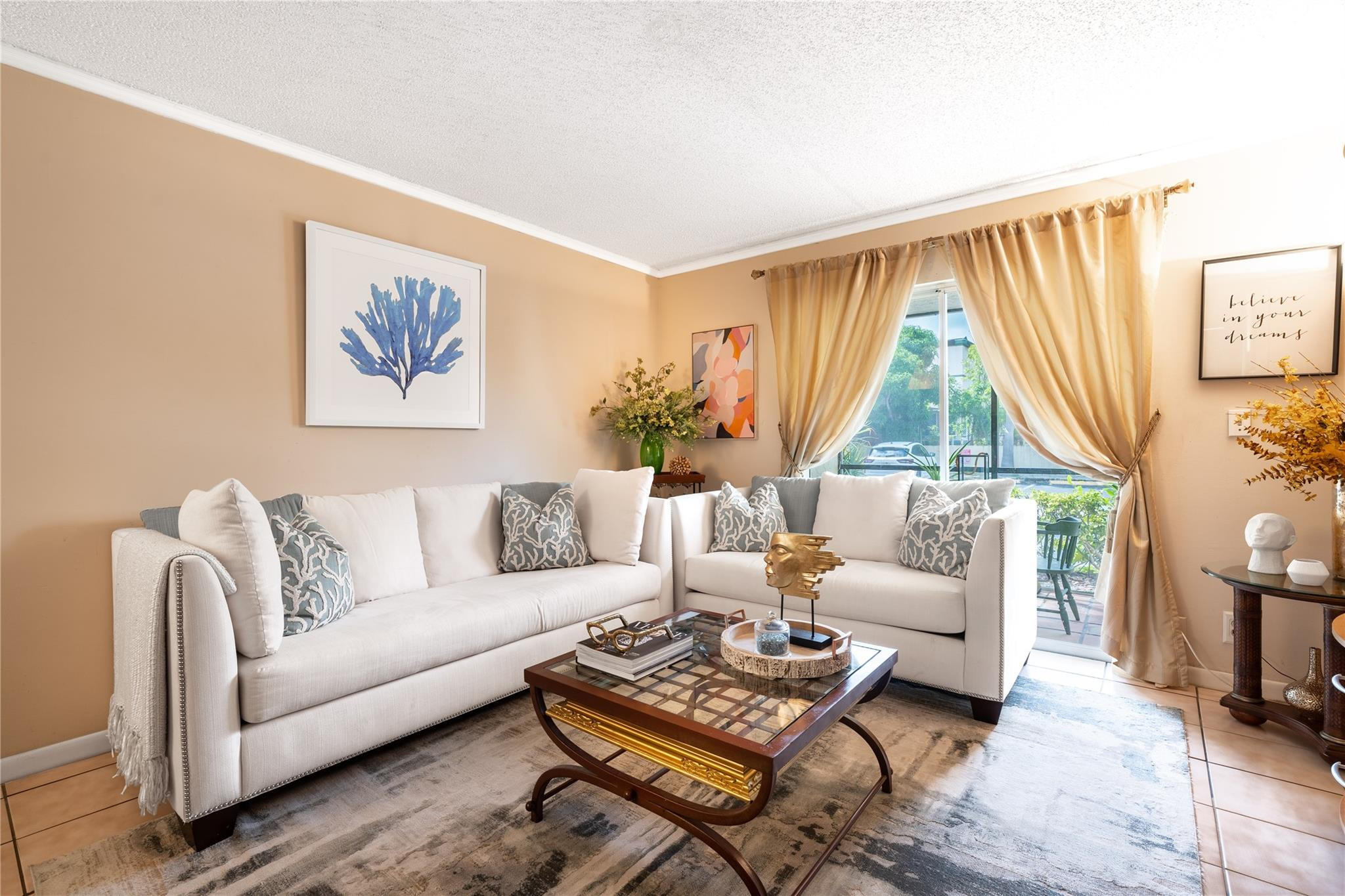 Foto de propiedad en 253 S Cypress Road 202, Pompano Beach, FL 33060 Pompano Beach con MLS# 