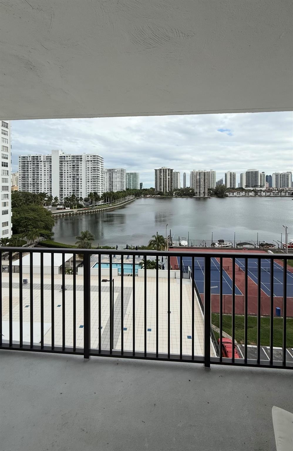 Foto de propiedad en 2750 NE 183rd Street 709, Aventura, FL 33160 Aventura con MLS# 
