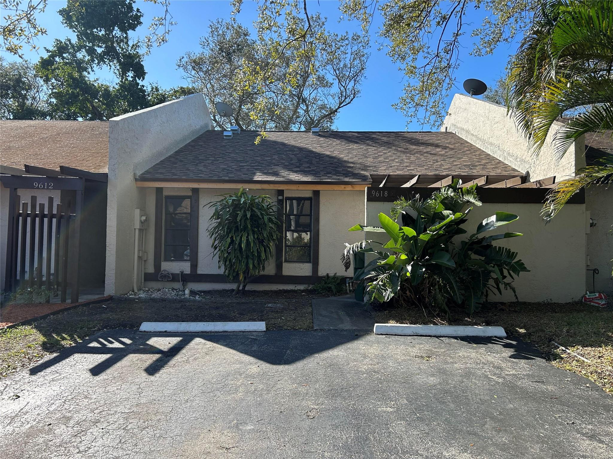 Alquilada 9618 NW 16th Court, Pembroke Pines, FL 33024, Pembroke Pines, FL 33024