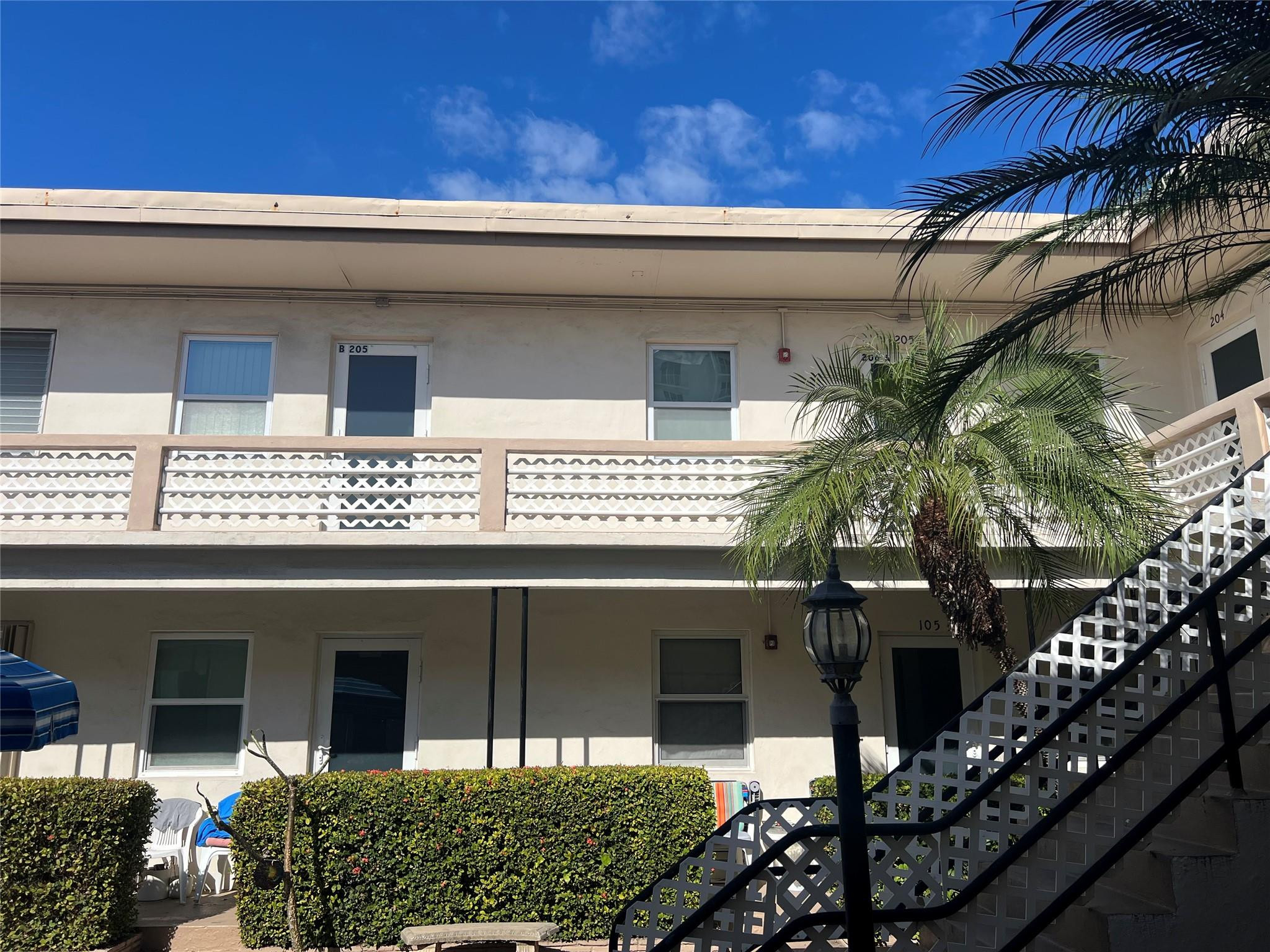 Foto de propiedad en 1315 N Ocean Drive 205, Hollywood, FL 33019 Hollywood con MLS# 