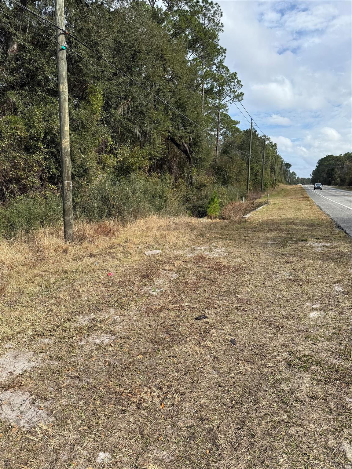Foto de propiedad en 2108 S Highway 17, Crescent City, FL 32112 Crescent City con MLS# 