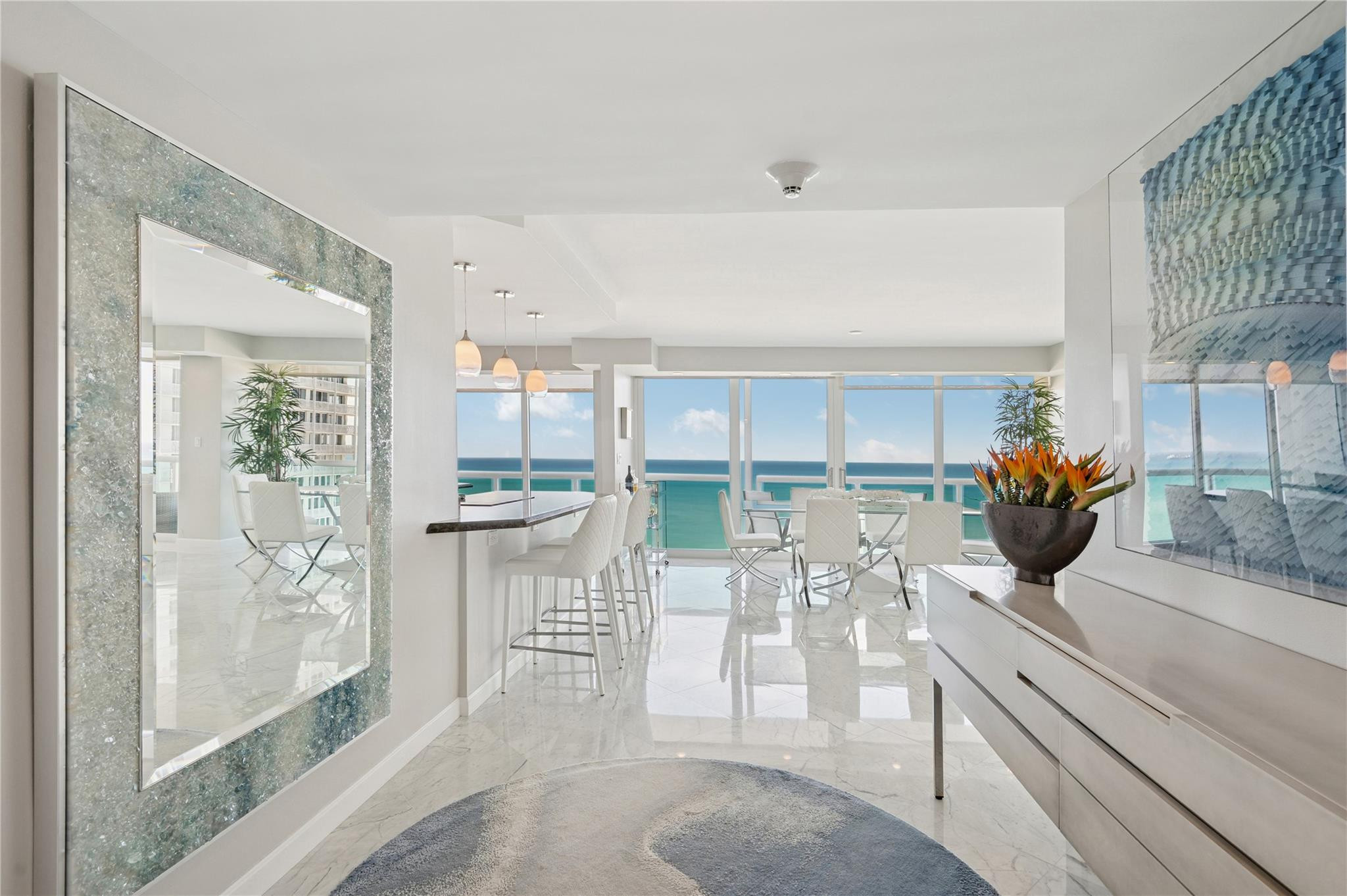 Foto de propiedad en 2100 S Ocean Lane 1411, Fort Lauderdale, FL 33316 Fort Lauderdale con MLS# 