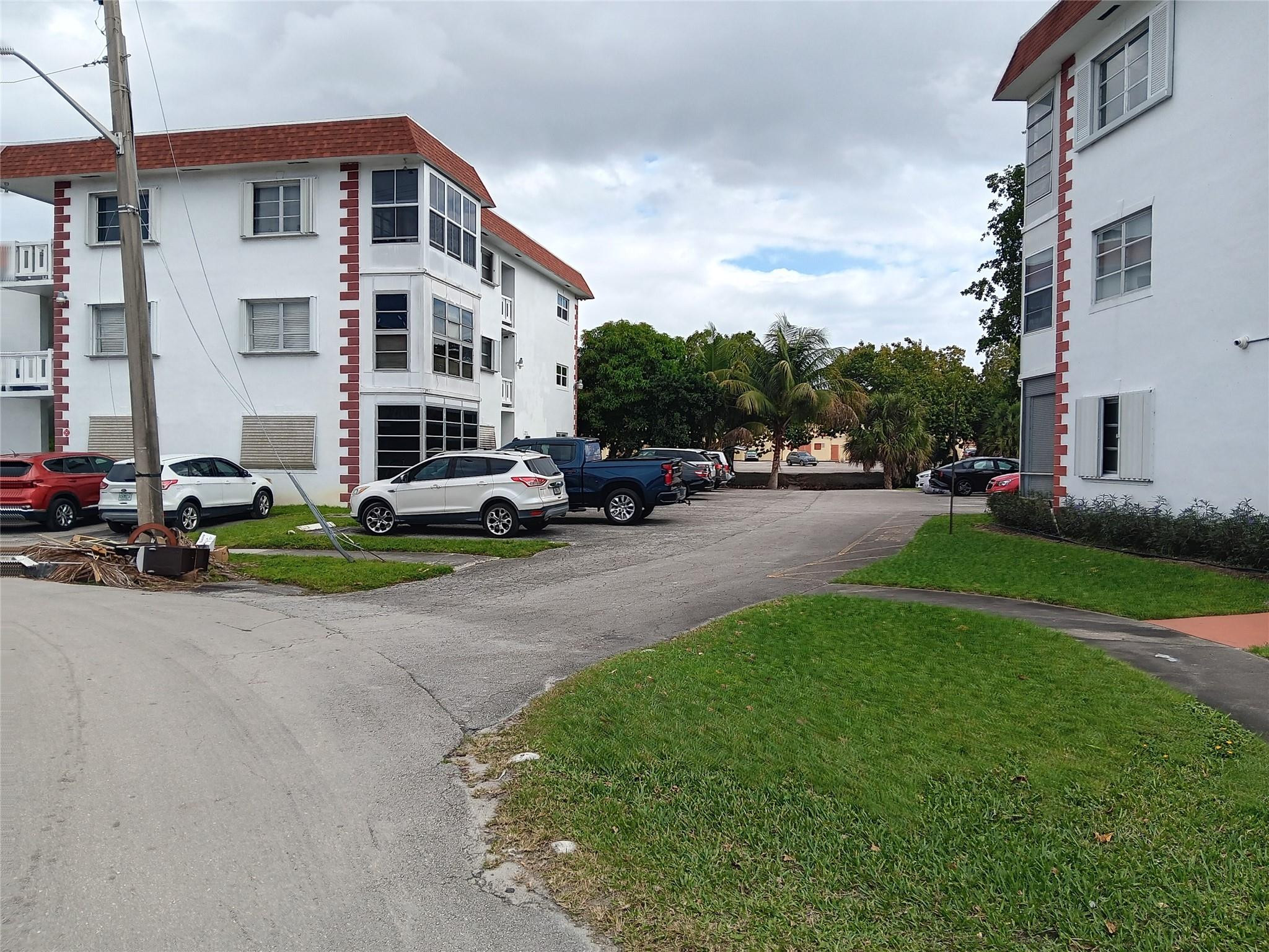 Foto de propiedad en 4310 NW 12th Court 203, Lauderhill, FL 33313 Lauderhill con MLS# 