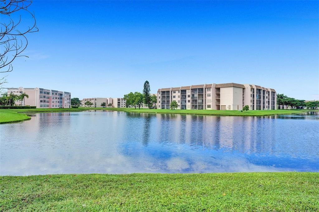 Foto de propiedad en 2704 NW 104th Avenue 308, Sunrise, FL 33322 Sunrise con MLS# 