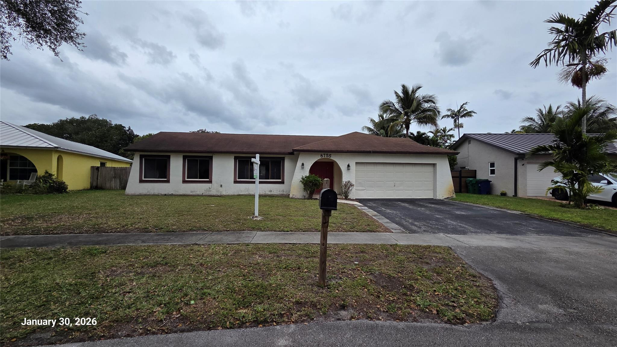 Foto de propiedad en 8755 SW 53rd Street, Cooper City, FL 33328 Cooper City con MLS# 