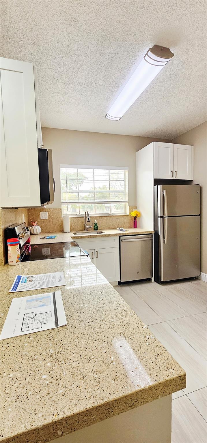 Alquilada 1761 NW 96th Terrace 3G, Pembroke Pines, FL 33024, Pembroke Pines, FL 33024