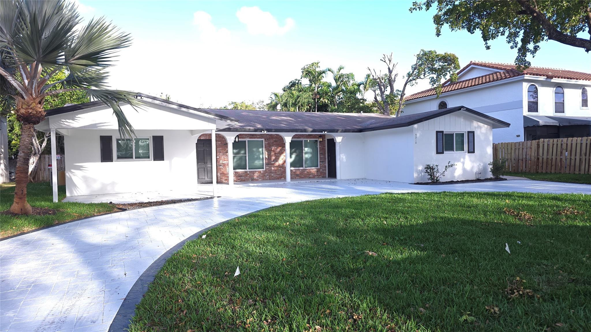 Vendido 5210 NE 14th Way, Fort Lauderdale, FL 33334, Fort Lauderdale, FL 33334