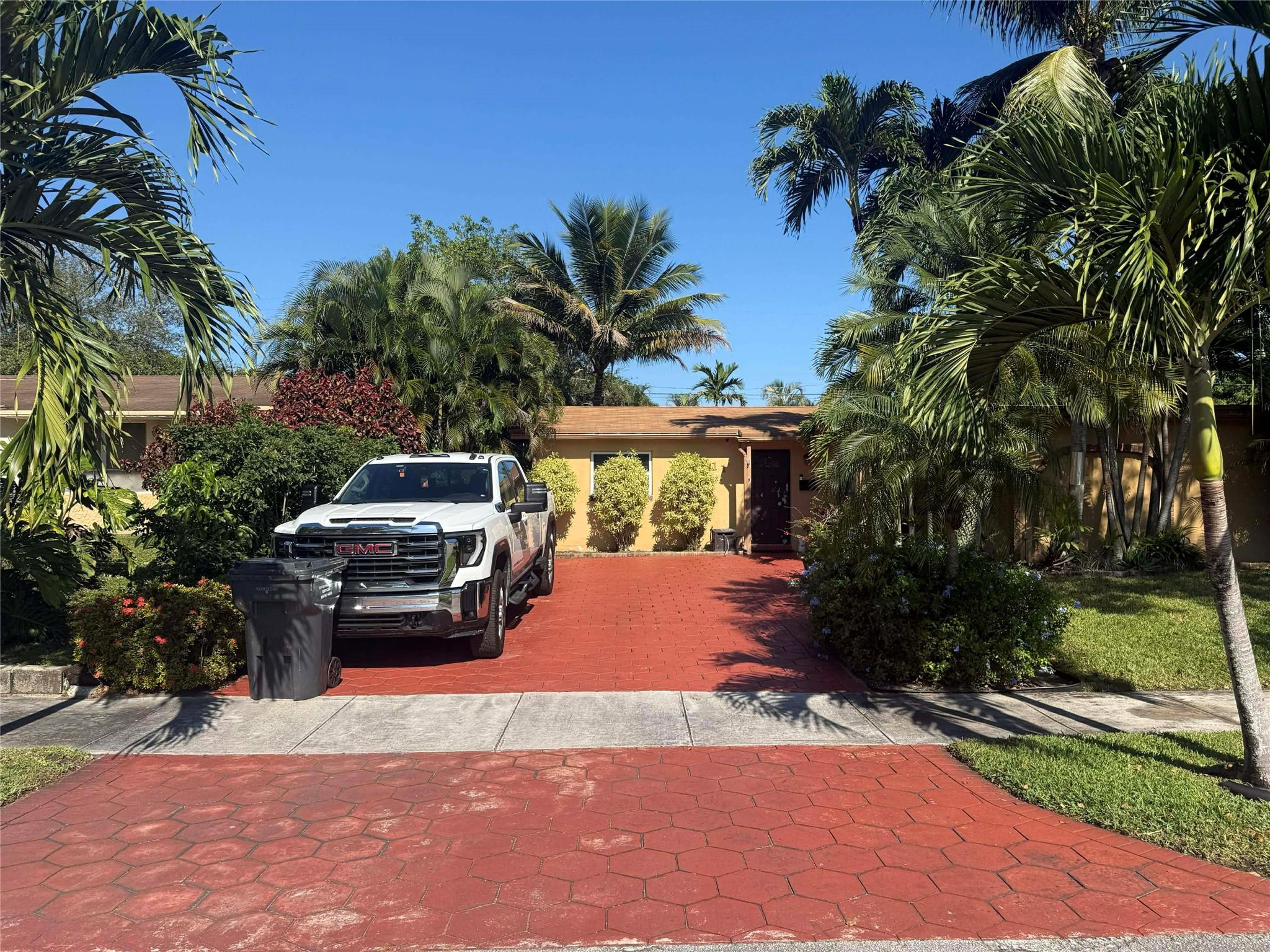 Alquilada 7511 Atlanta Street, Hollywood, FL 33024, Hollywood, FL 33024