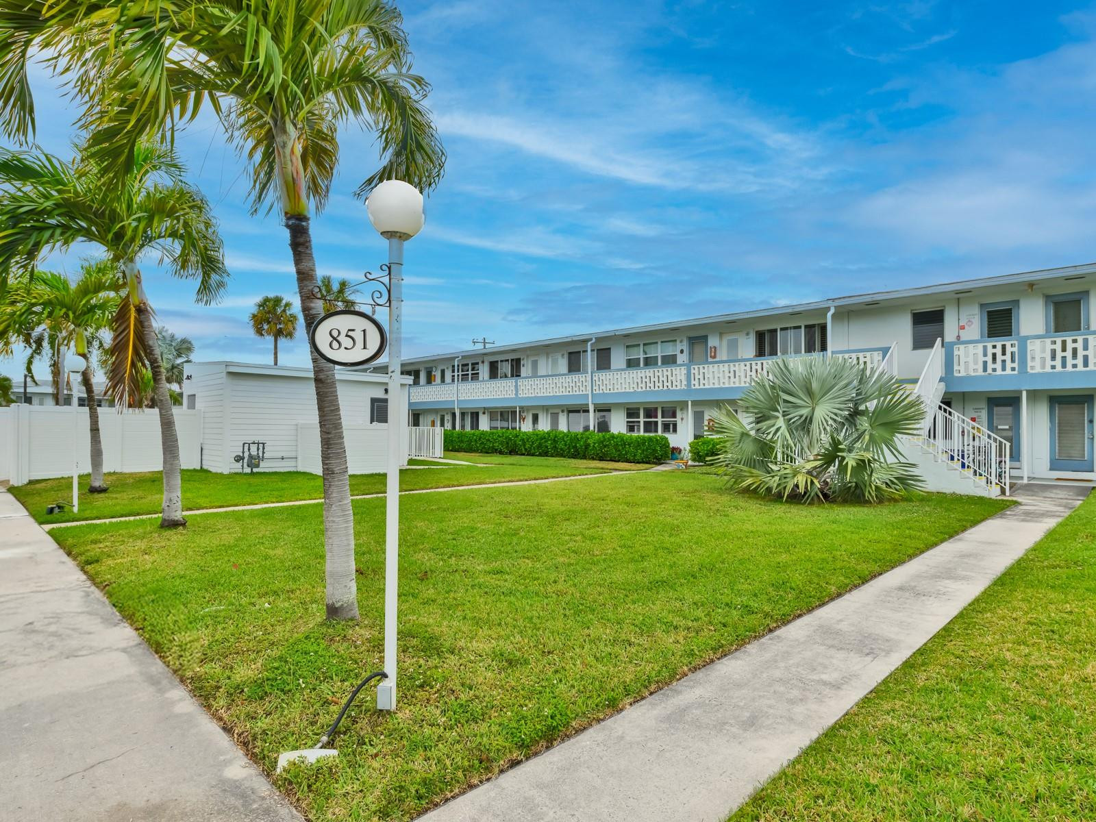 Vendido 851 Atlantic Shores Boulevard 120, Hallandale Beach, FL 33009, Hallandale Beach, FL 33009