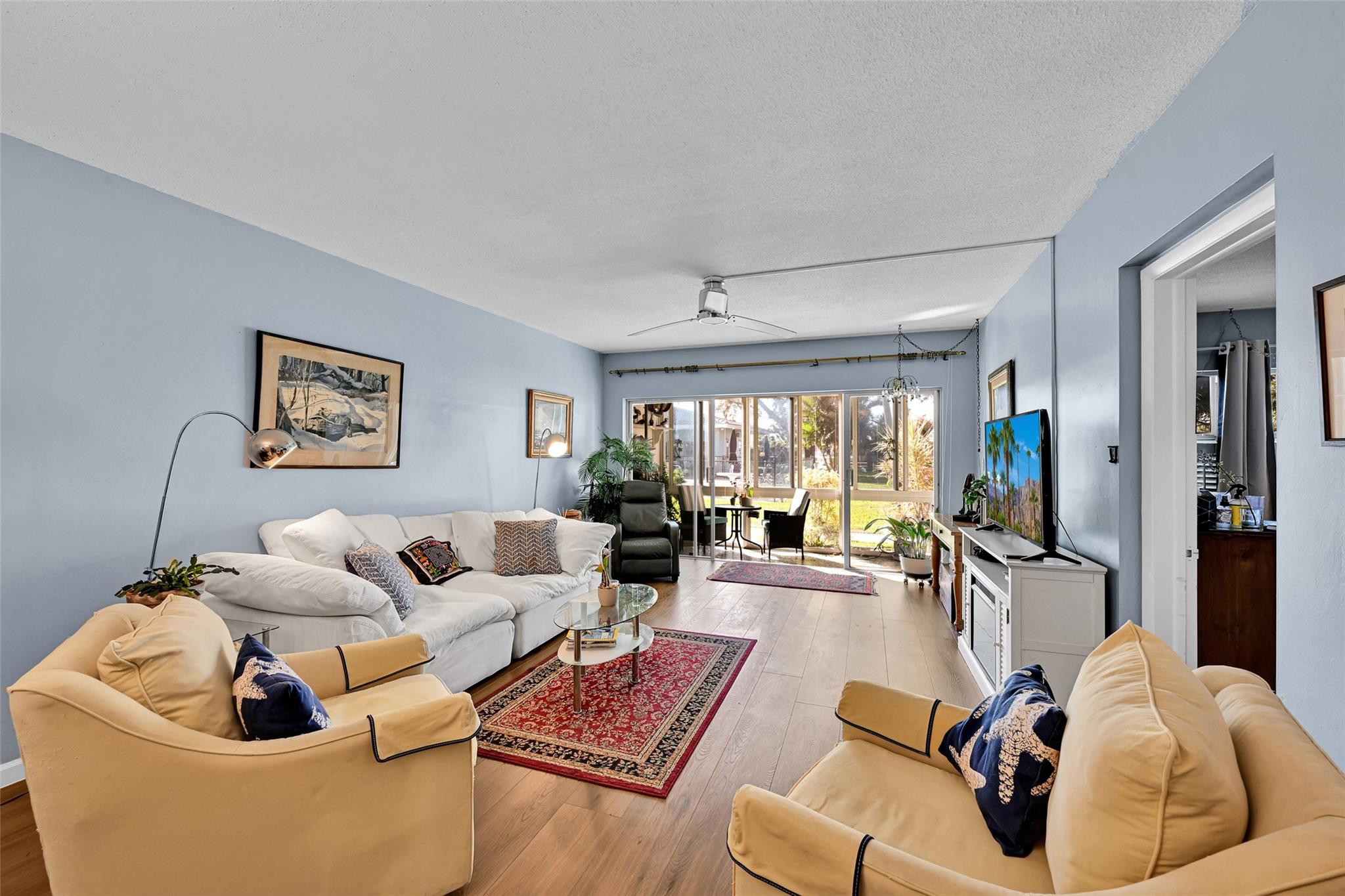 Foto de propiedad en 1100 SW 12th Street 108, Fort Lauderdale, FL 33315 Fort Lauderdale con MLS# 