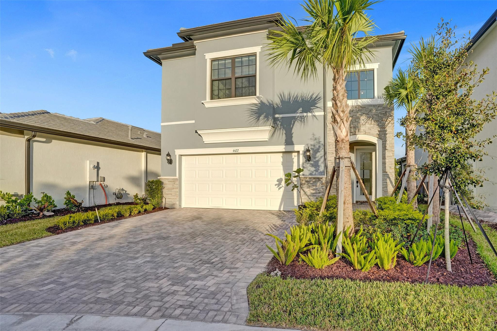 Foto de propiedad en 4422 S Silverwood Lane, Oakland Park, FL 33309 Oakland Park con MLS# 