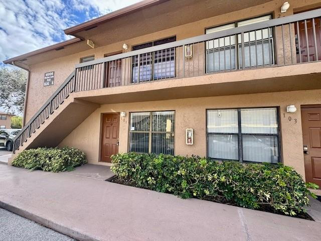 Alquilada 10006 Winding Lake Road 101, Sunrise, FL 33351, Sunrise, FL 33351