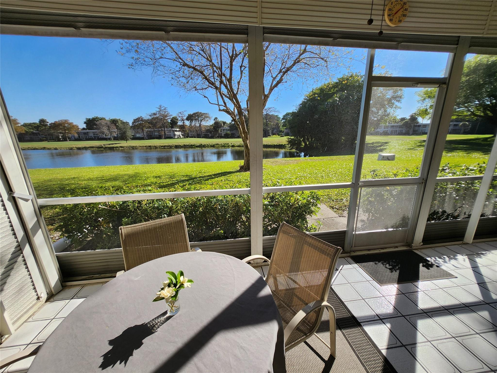 Foto de propiedad en 4030 W Palm Aire Drive 101, Pompano Beach, FL 33069 Pompano Beach con MLS# 