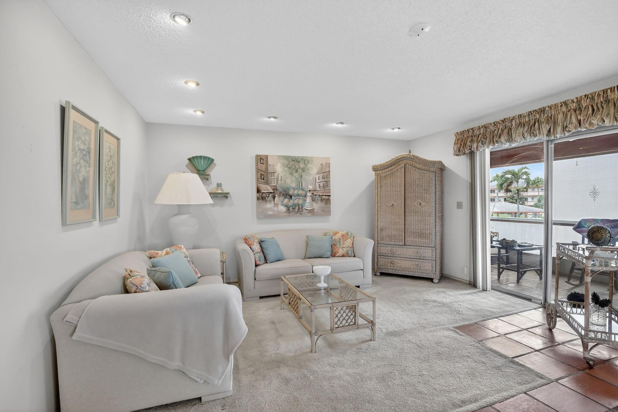 Vendido 5300 Washington Street I-201, Hollywood, FL 33021, Hollywood, FL 33021