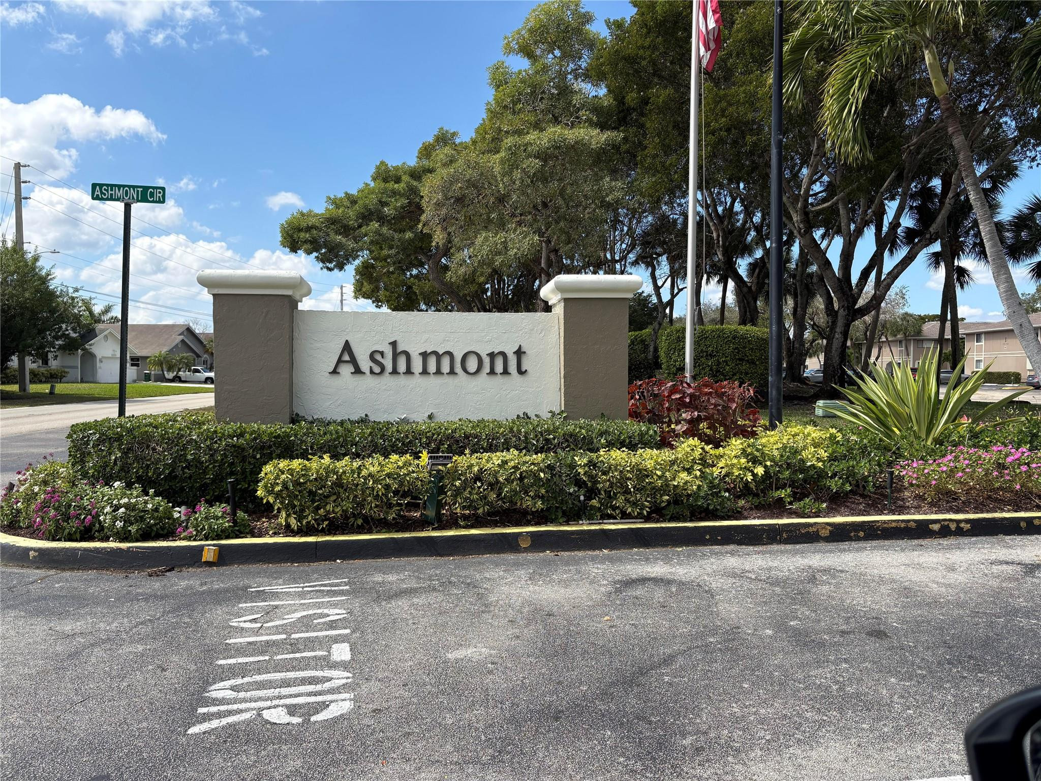 Foto de propiedad en 7275 Ashmont Circle 7275, Tamarac, FL 33321 Tamarac con MLS# 